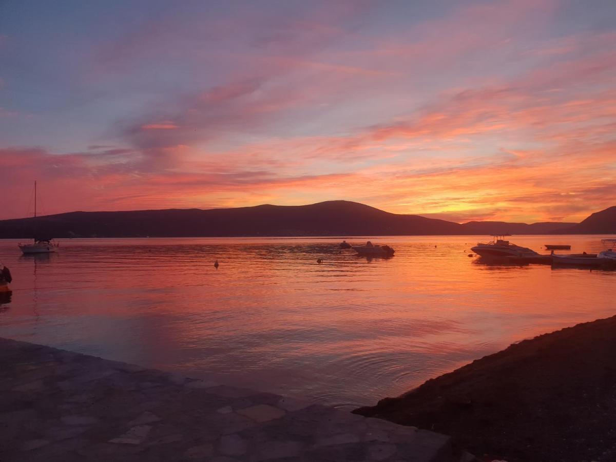 Beach Apartments Tivat Dış mekan fotoğraf