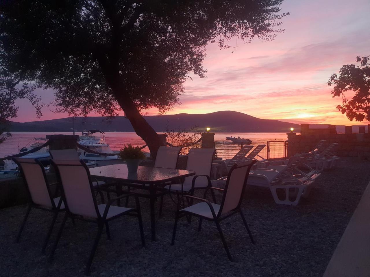 Beach Apartments Tivat Dış mekan fotoğraf